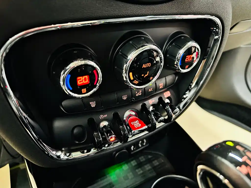 MINI Mini Clubman — фото 36