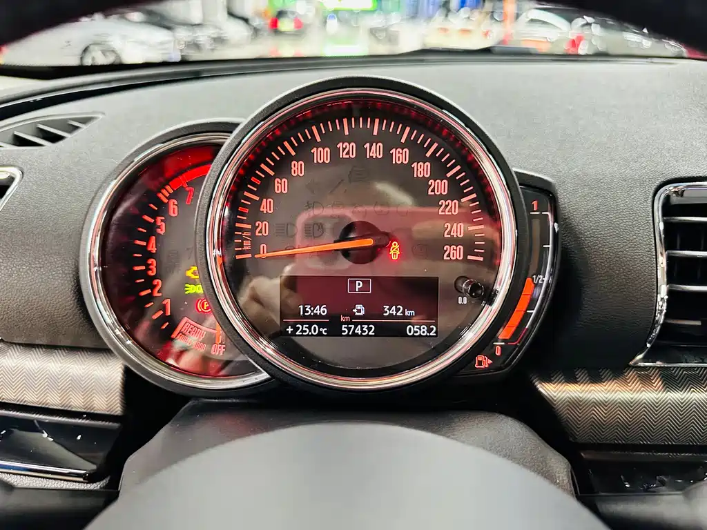 MINI Mini Clubman — фото 42