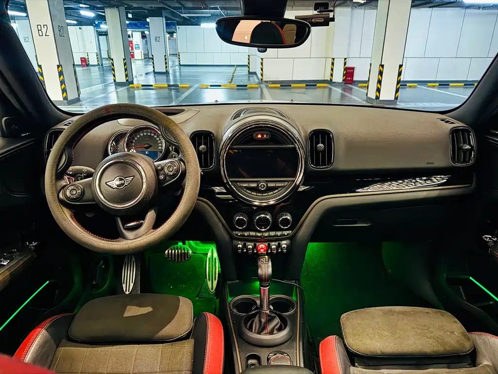 MINI Mini JCW Countryman — фото 10