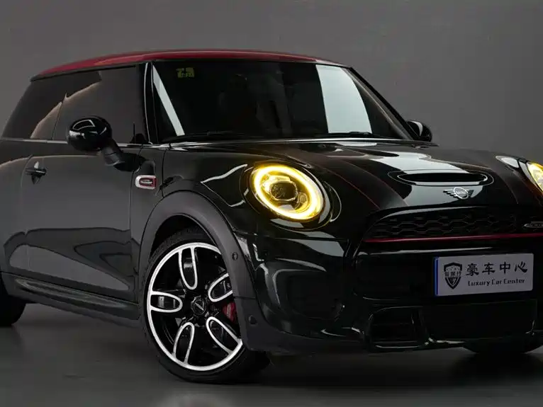 MINI Mini JCW — фото 3