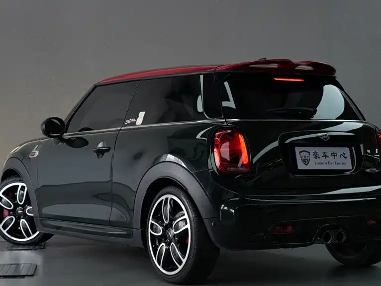 MINI Mini JCW — фото 5