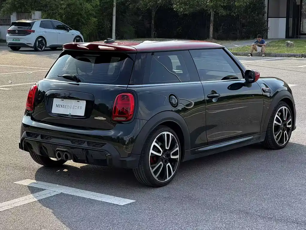 MINI Mini JCW — фото 6
