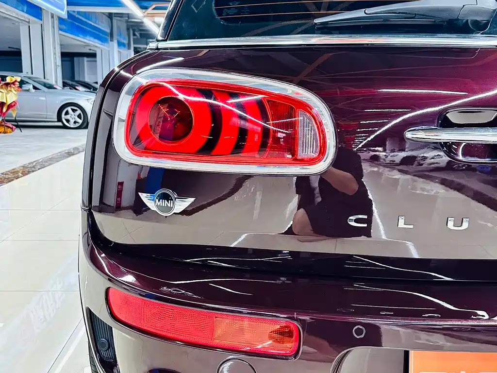 MINI Mini Clubman — фото 13