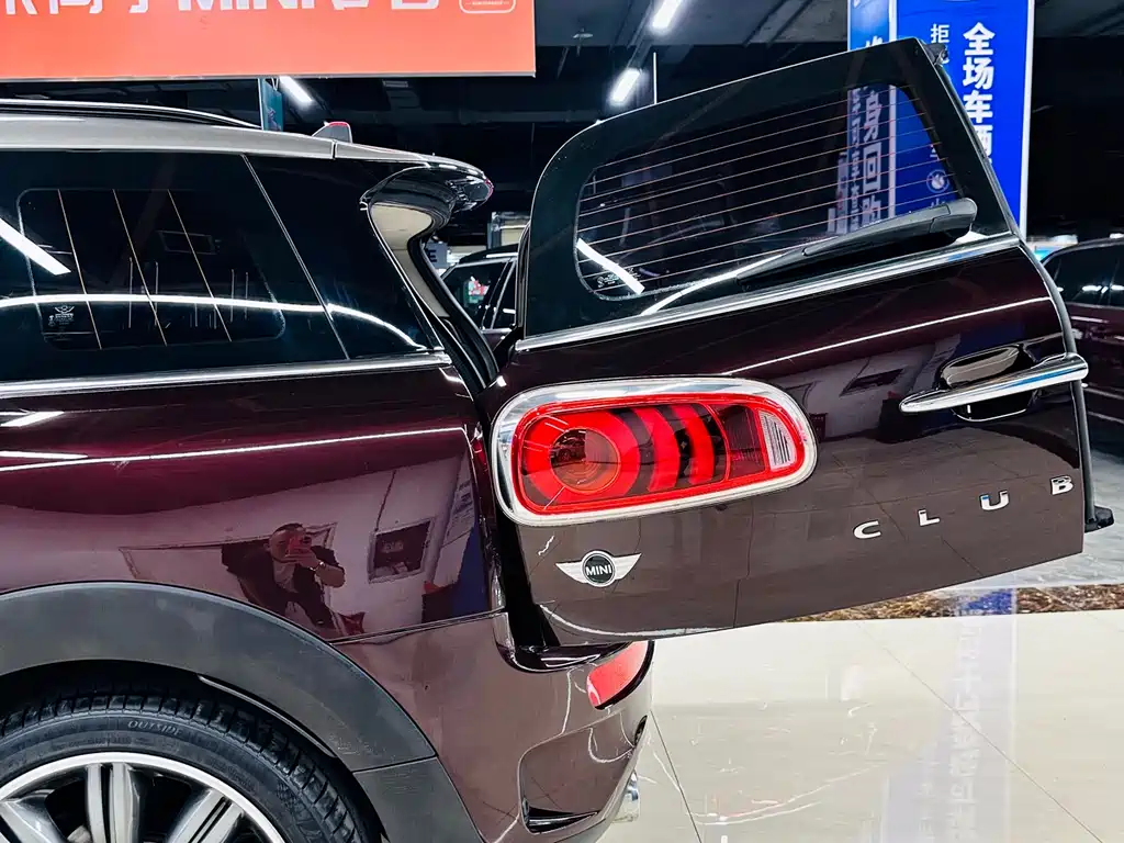 MINI Mini Clubman — фото 14