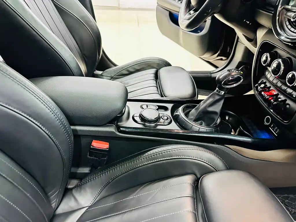 MINI Mini Clubman — фото 24