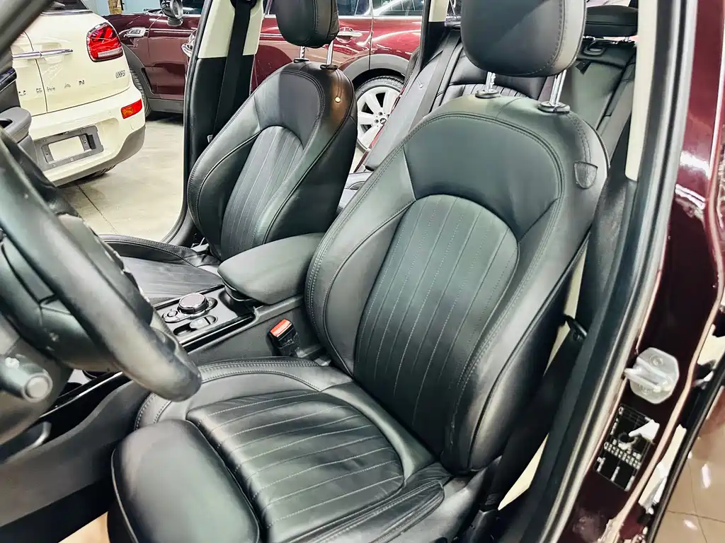 MINI Mini Clubman — фото 26