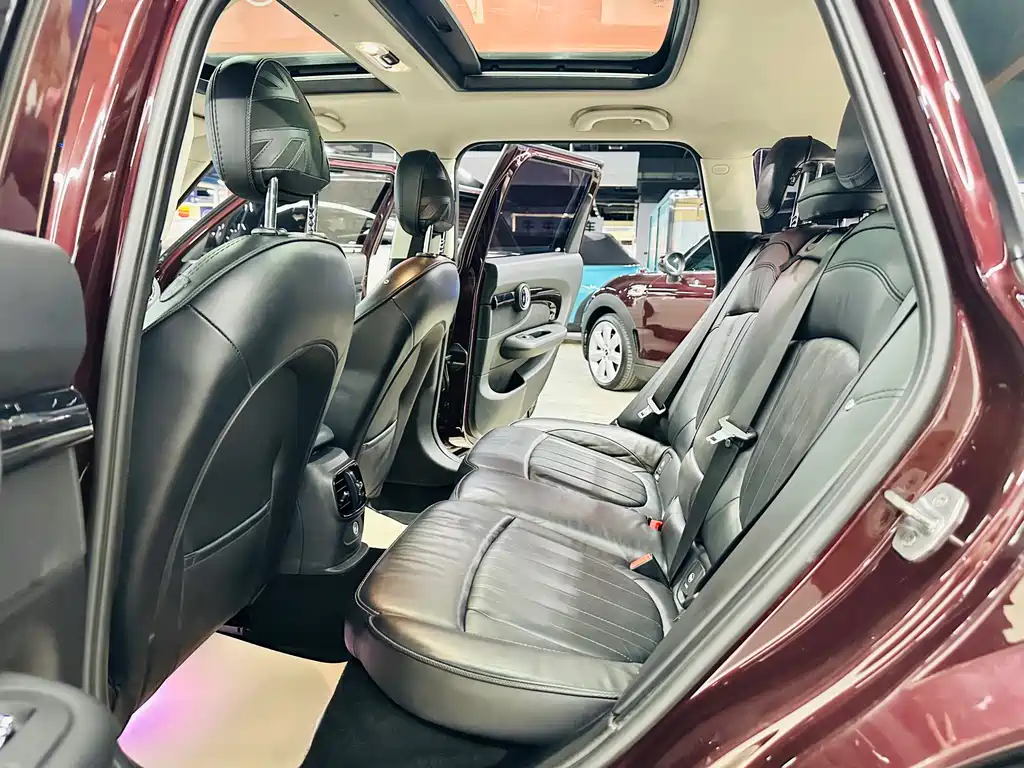 MINI Mini Clubman — фото 34