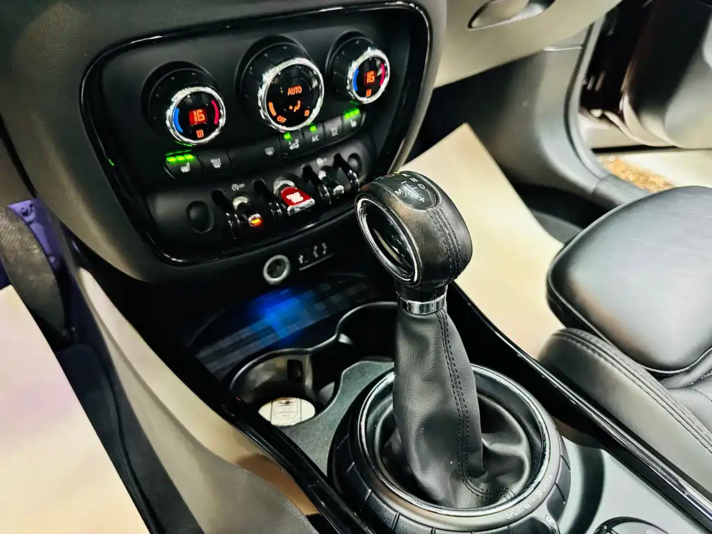 MINI Mini Clubman — фото 48