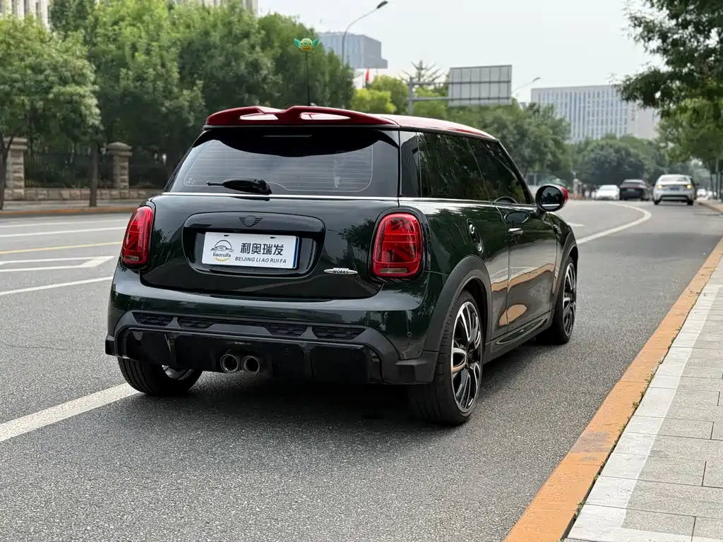 MINI Mini JCW — фото 6