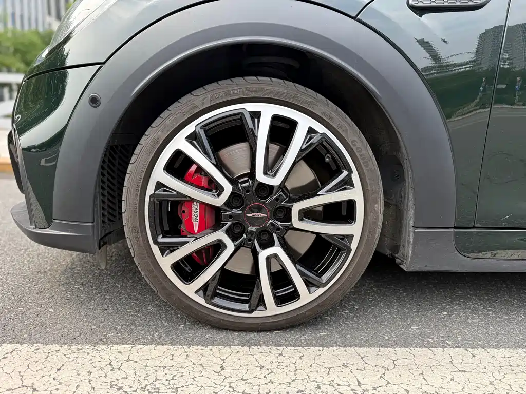MINI Mini JCW — фото 7