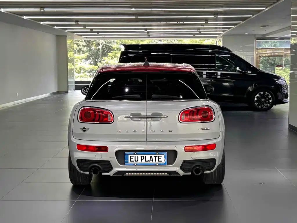 MINI Mini JCW Clubman — фото 5