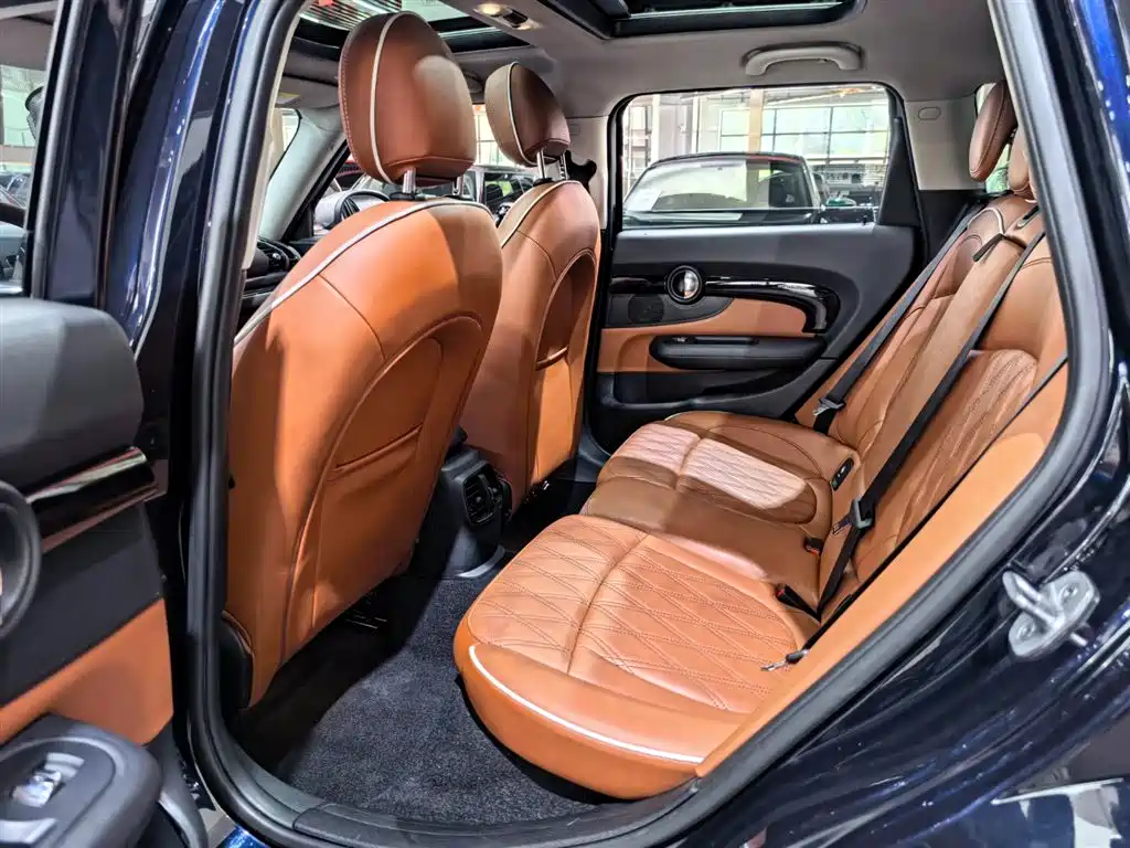 MINI Mini Clubman — фото 15