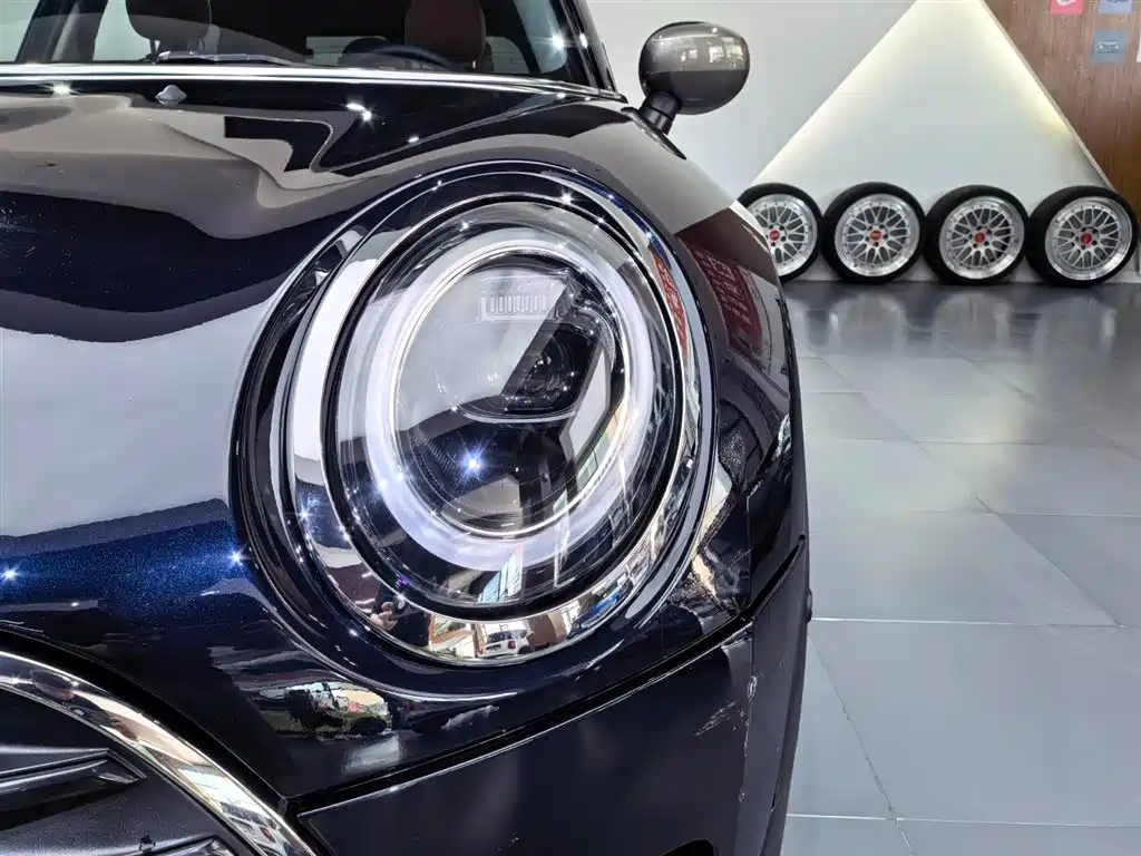 MINI Mini Clubman — фото 20