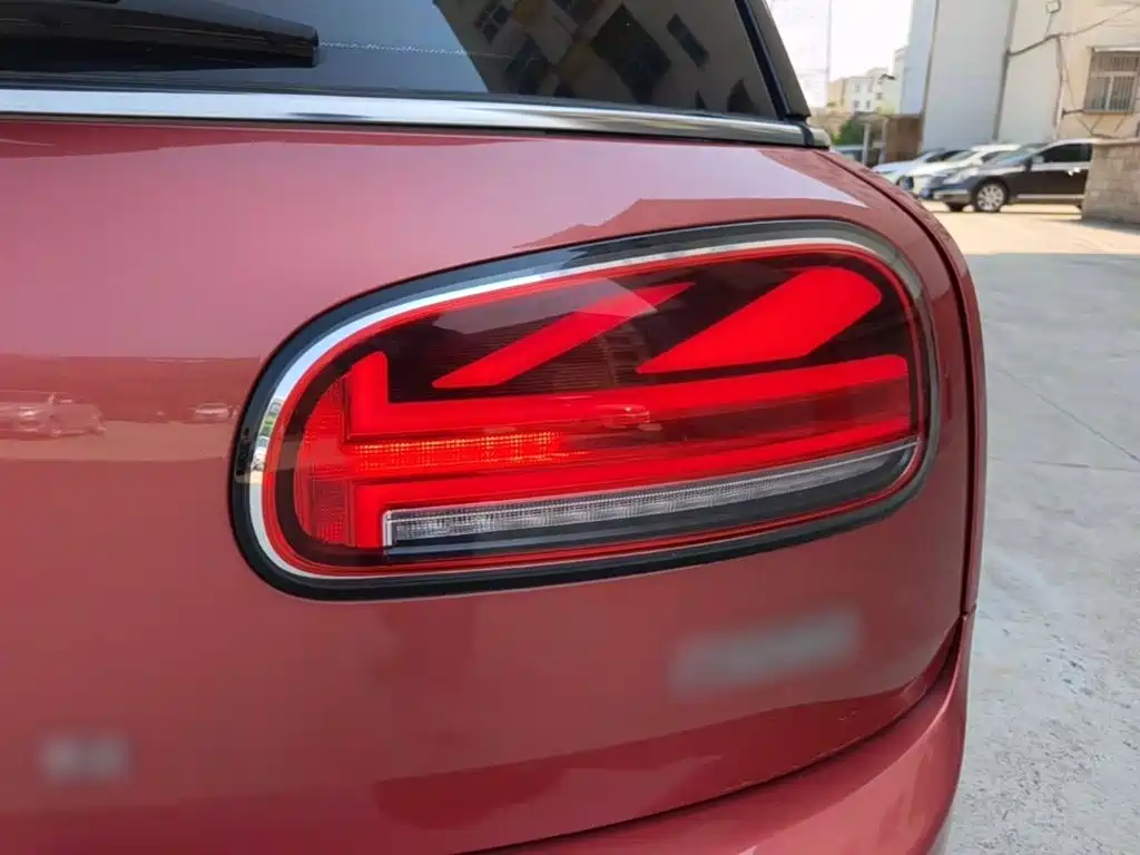 MINI Mini Clubman — фото 8