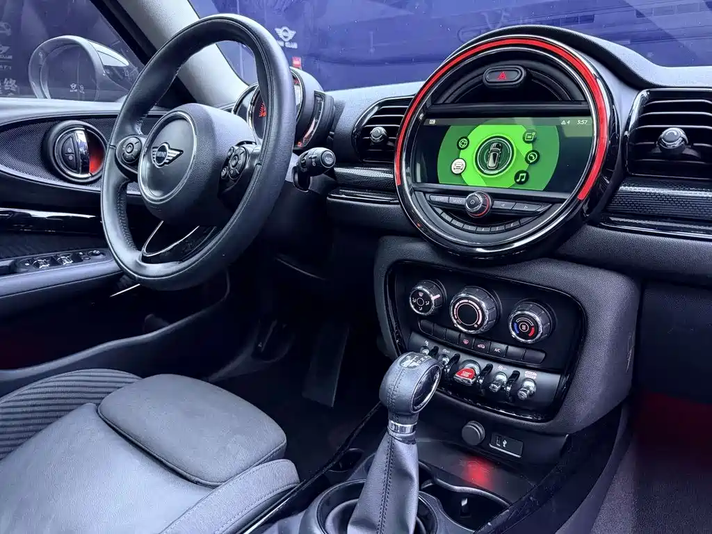 MINI Mini Clubman — фото 9