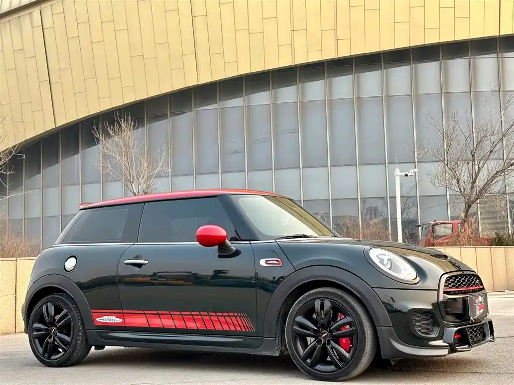 MINI Mini JCW — фото 4