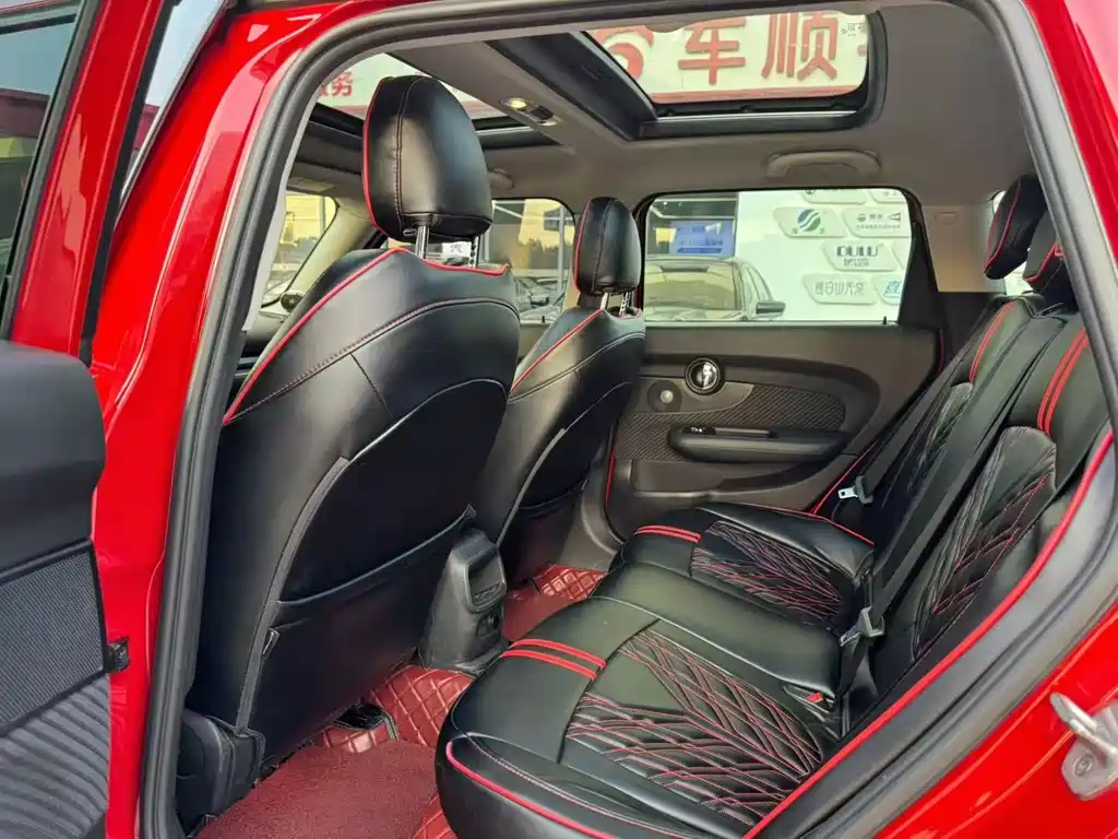 MINI Mini Clubman — фото 8