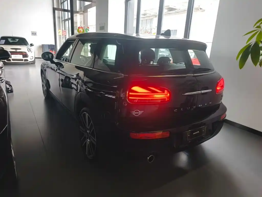 MINI Mini Clubman — фото 5