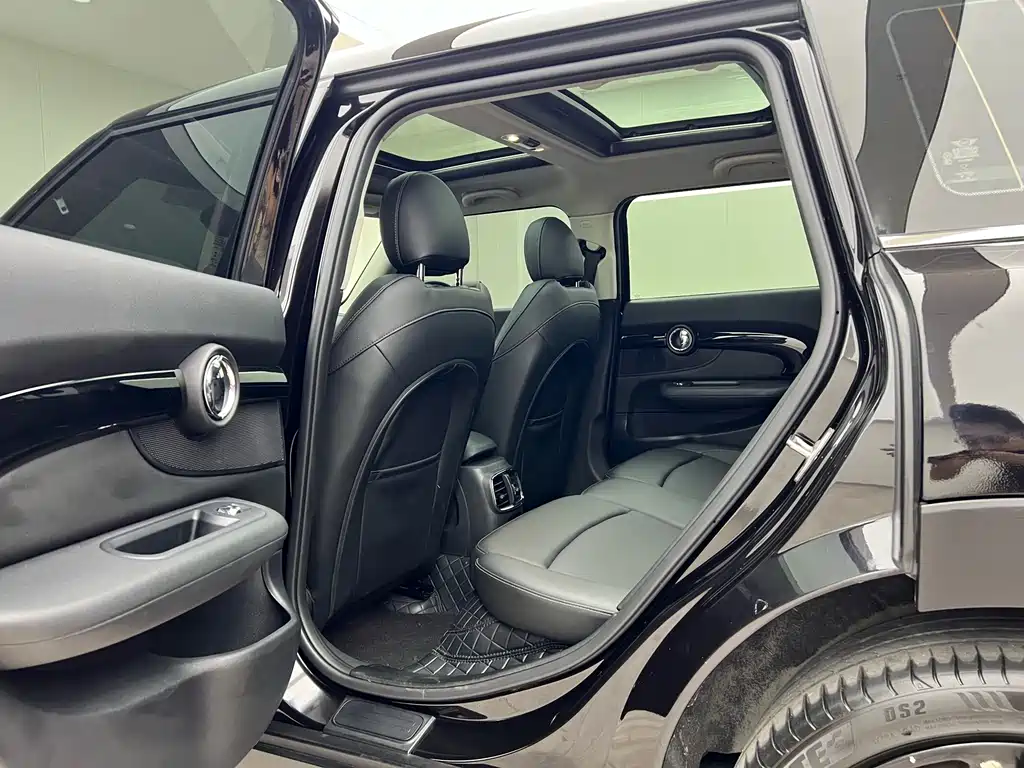 MINI Mini Clubman — фото 10