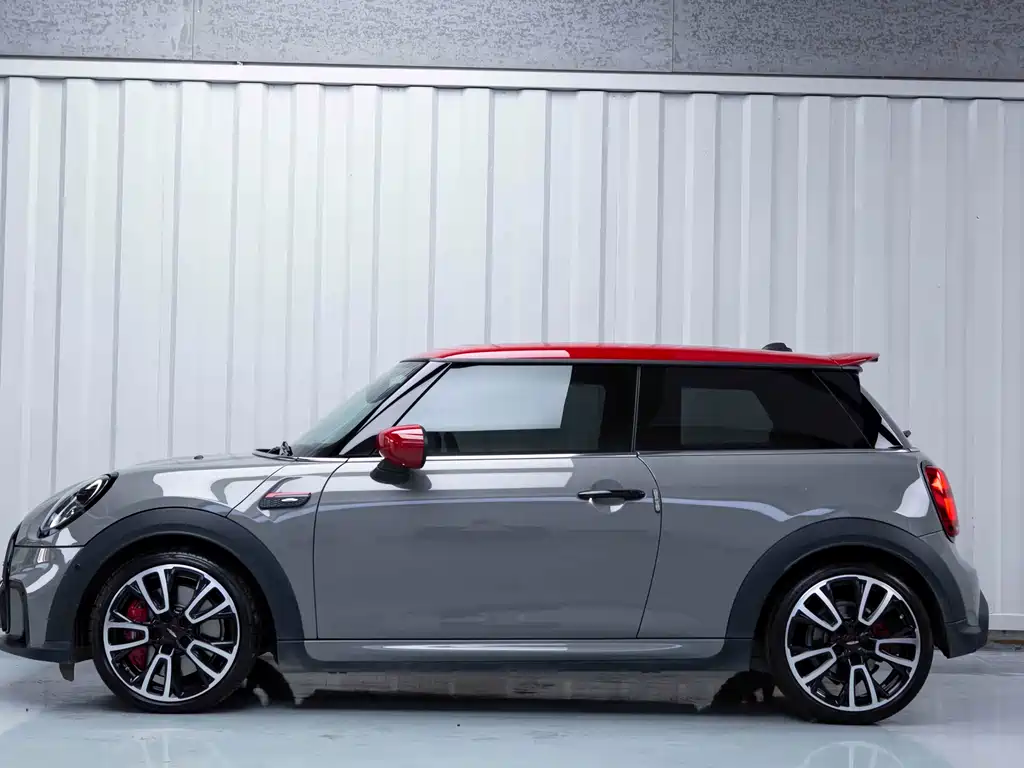 MINI Mini JCW — фото 6