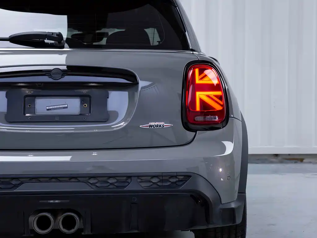 MINI Mini JCW — фото 9