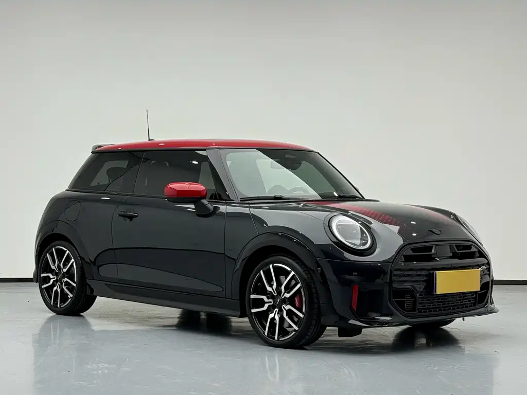 MINI Mini JCW — фото 3