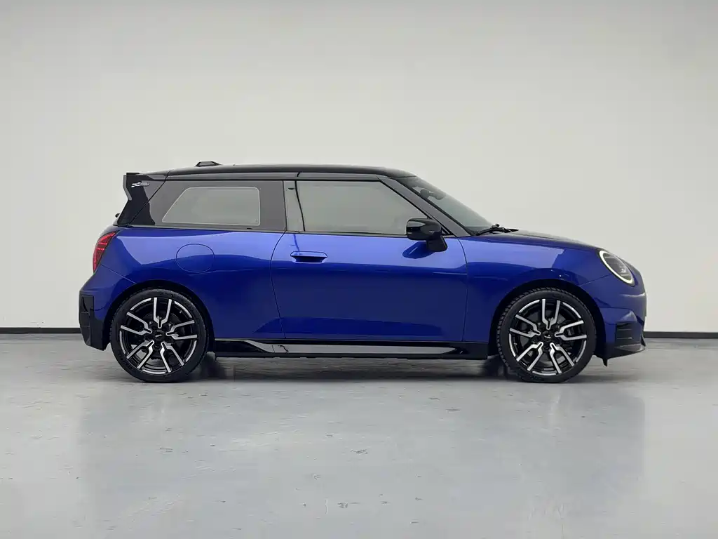 MINI MINI COOPER EV — фото 9