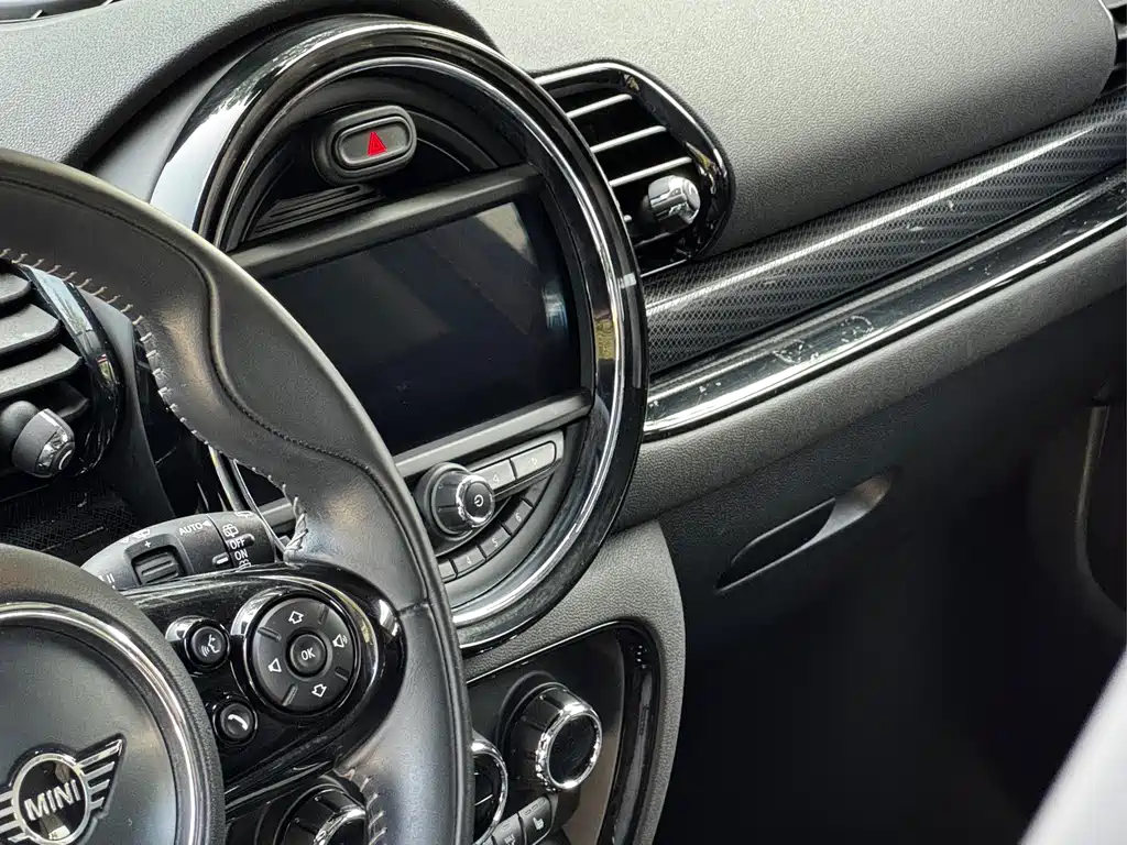 MINI Mini Clubman — фото 5
