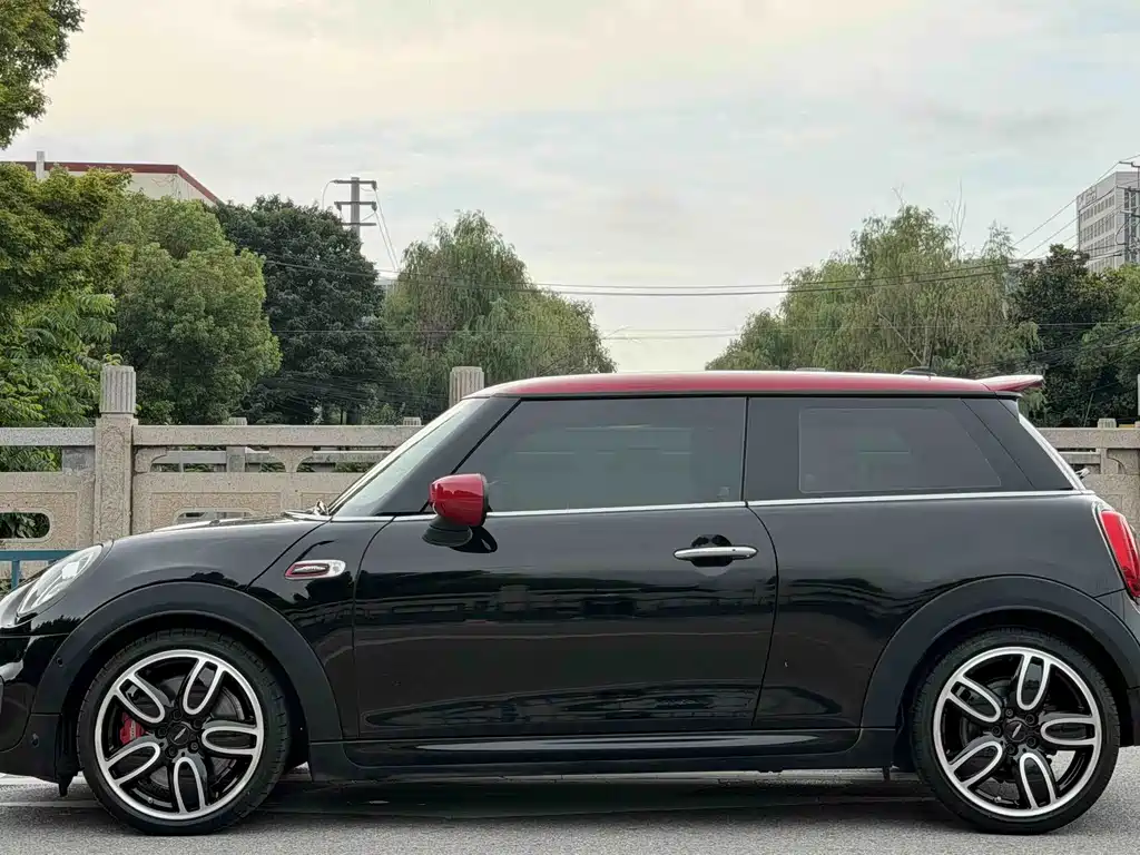 MINI Mini JCW — фото 3