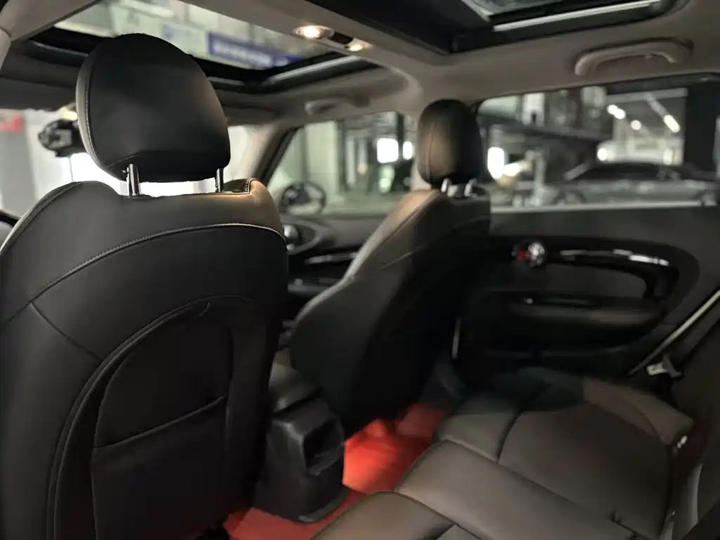 MINI Mini Clubman — фото 10
