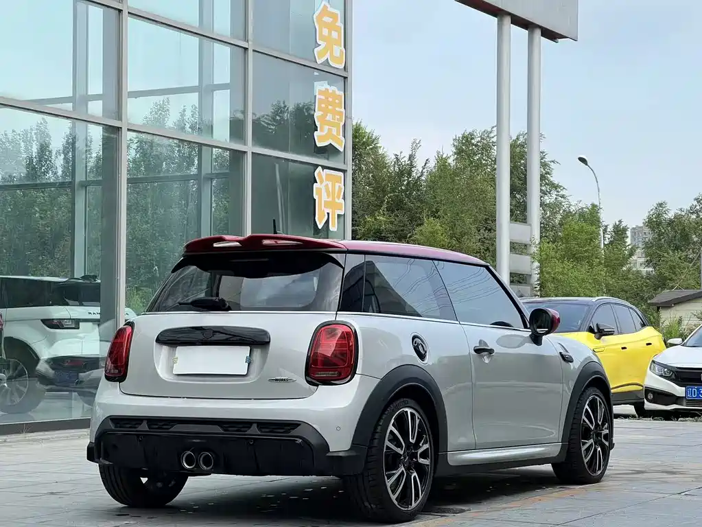MINI Mini JCW — фото 6