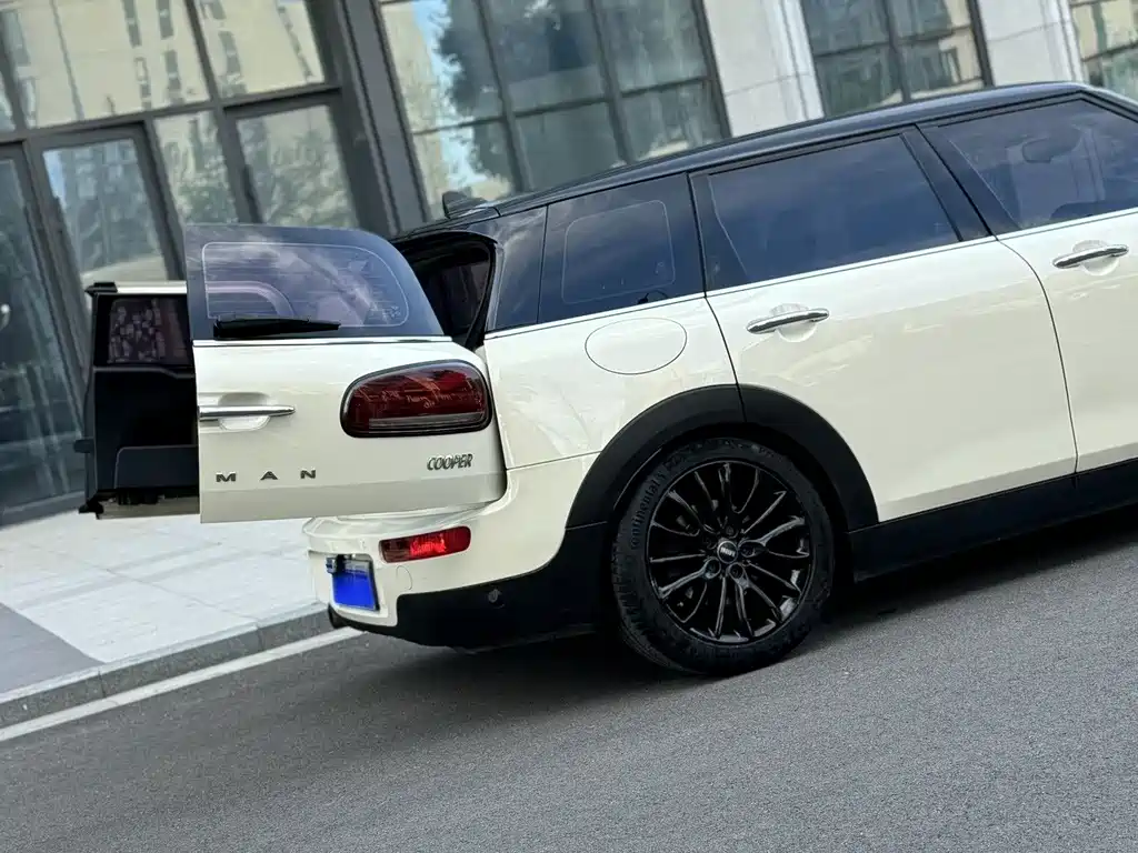 MINI Mini Clubman — фото 4