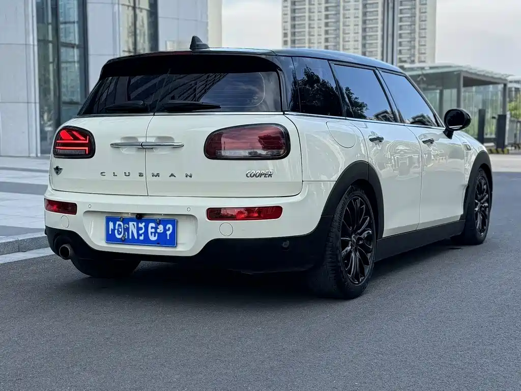 MINI Mini Clubman — фото 9