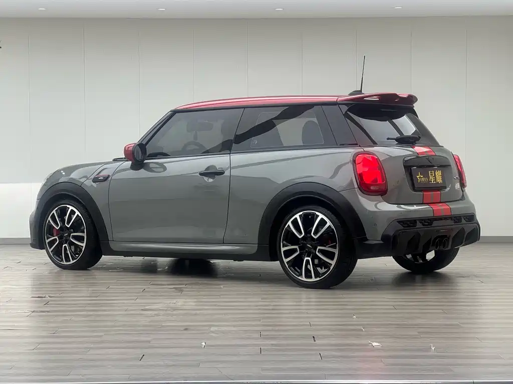 MINI Mini JCW — фото 6