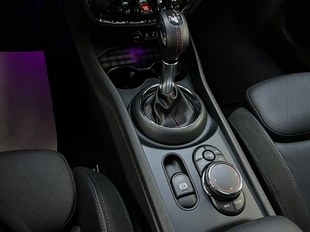 MINI Mini Clubman — фото 8