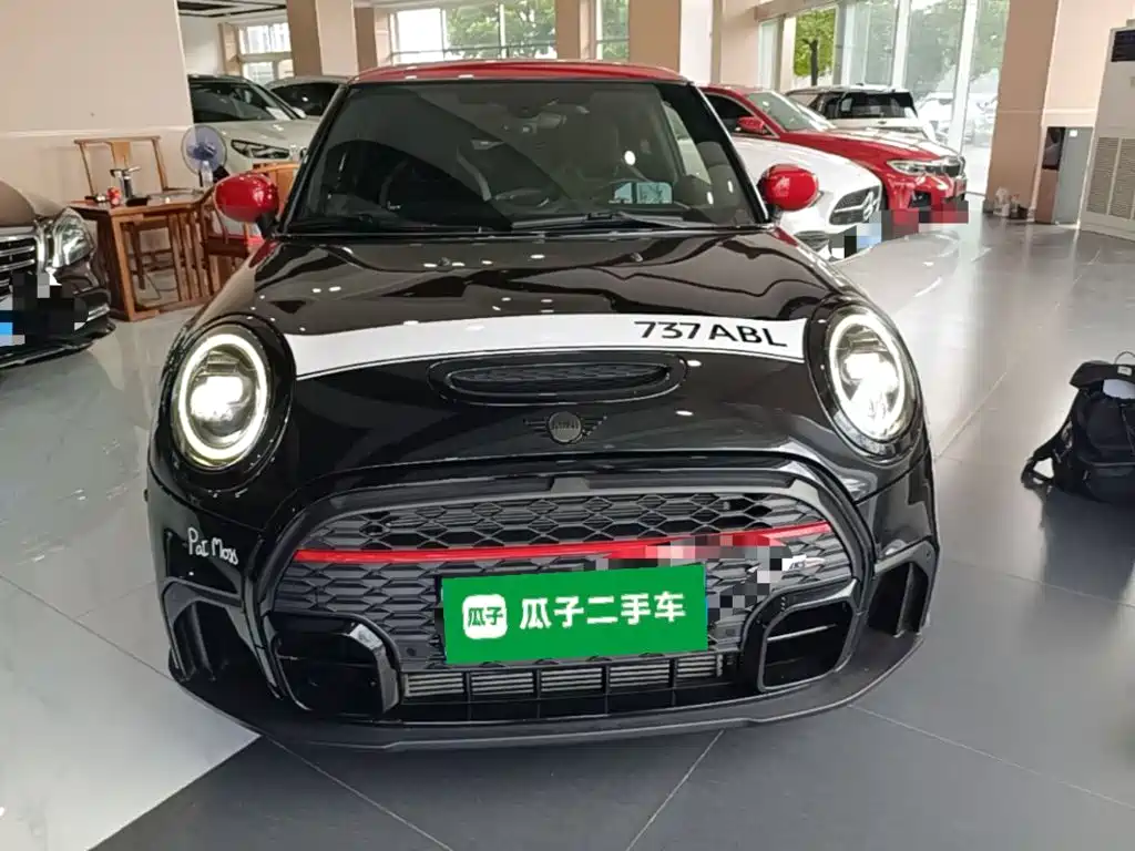 MINI Mini JCW — фото 3