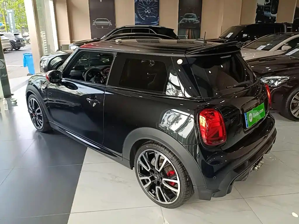 MINI Mini JCW — фото 5