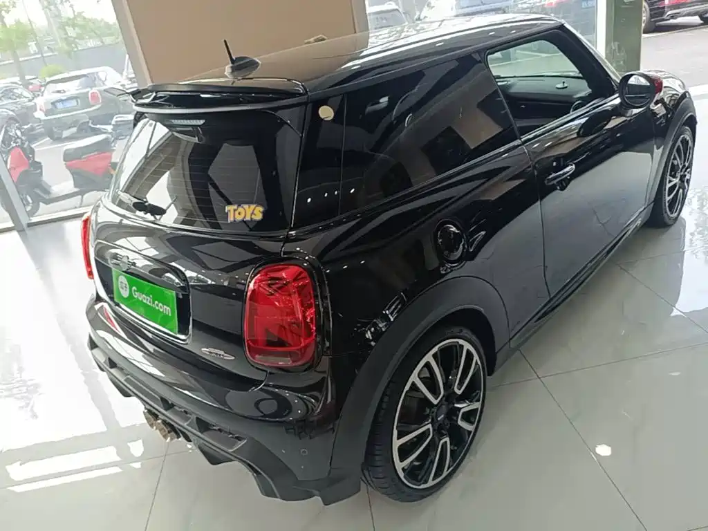 MINI Mini JCW — фото 7