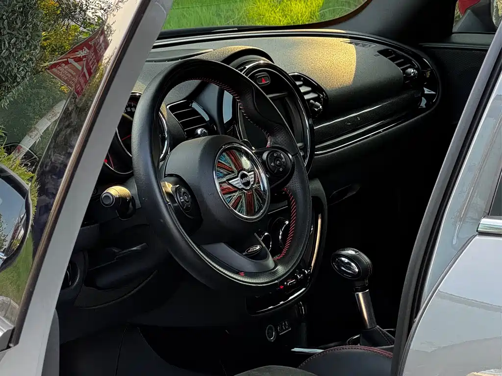 MINI Mini JCW Clubman — фото 4