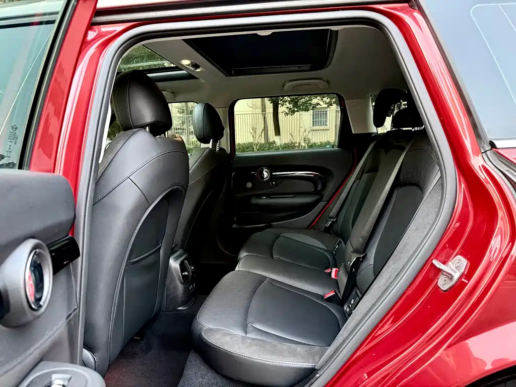 MINI Mini Clubman — фото 4