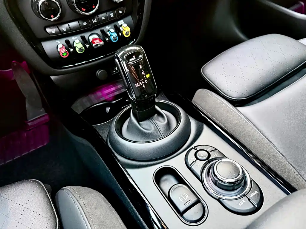 MINI Mini Clubman — фото 7