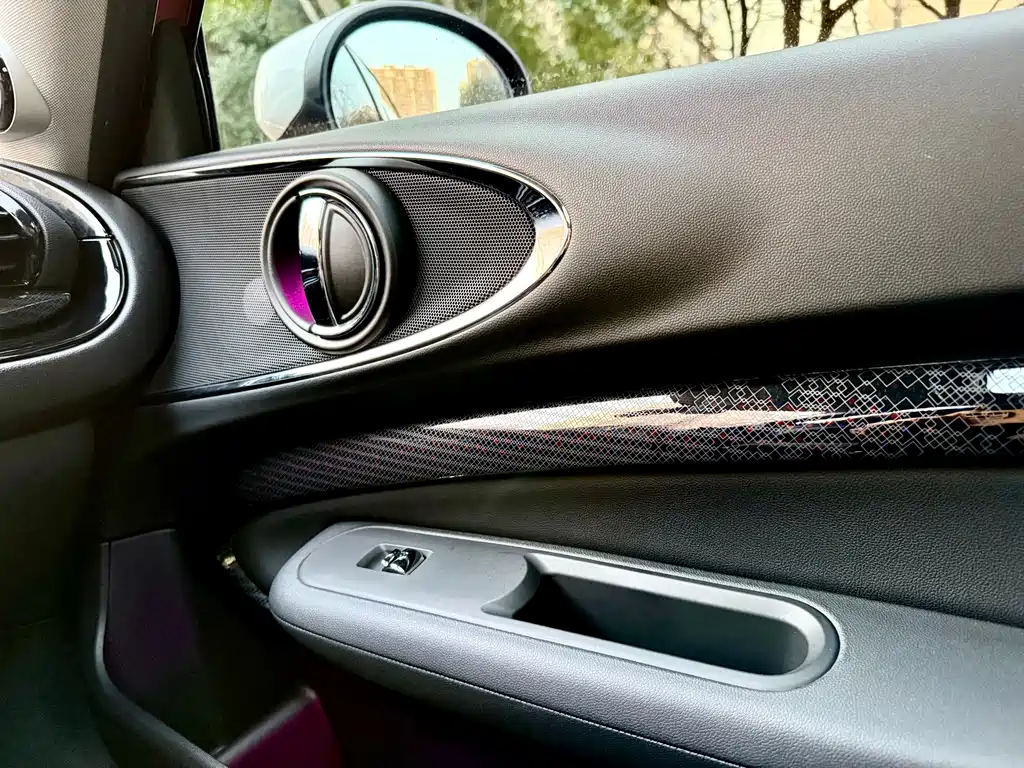 MINI Mini Clubman — фото 10