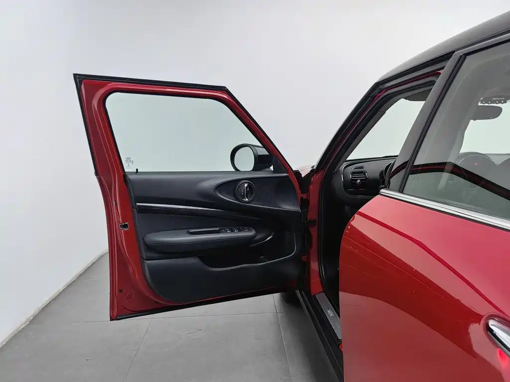 MINI Mini Clubman — фото 8