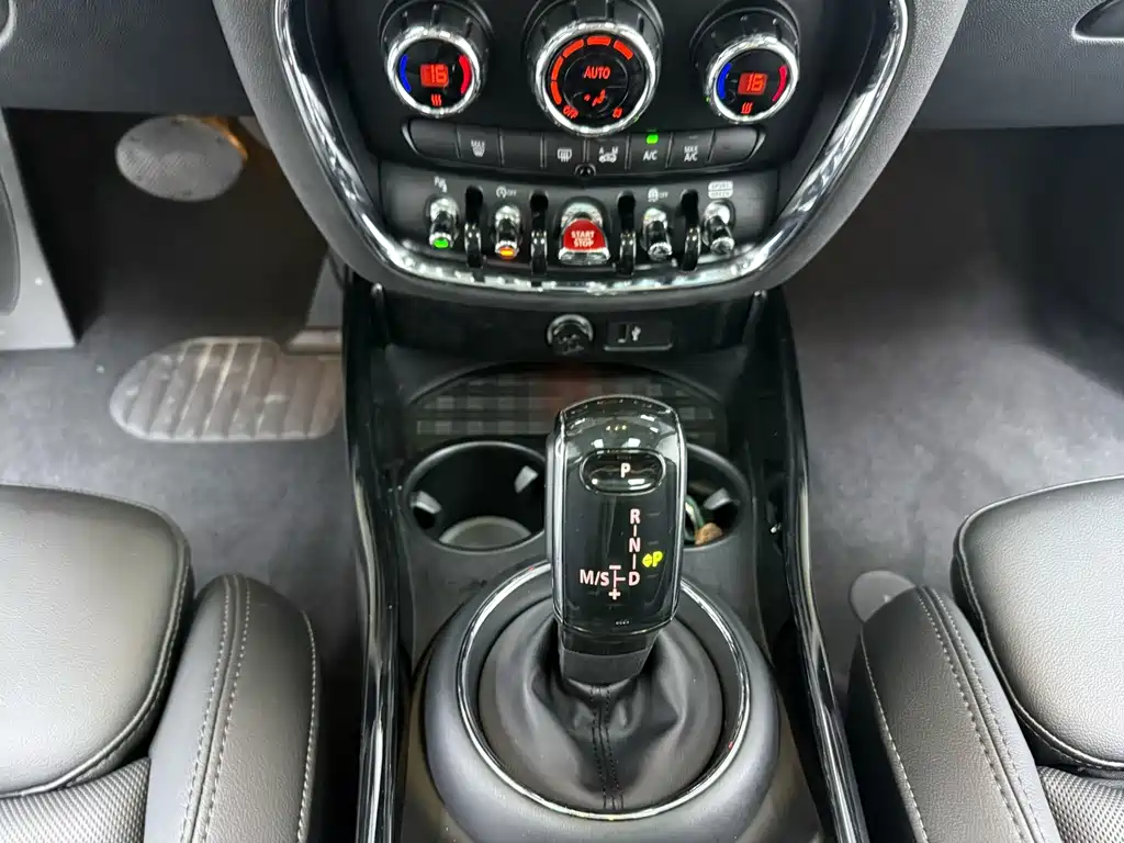 MINI Mini Clubman — фото 3