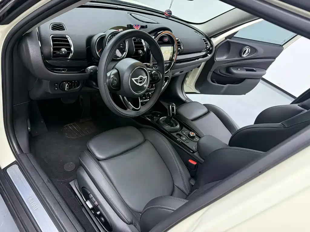 MINI Mini Clubman — фото 4