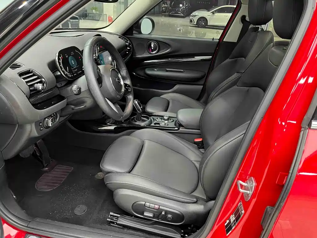 MINI Mini Clubman — фото 11