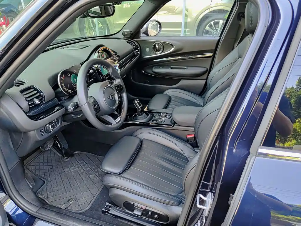 MINI Mini Clubman — фото 7