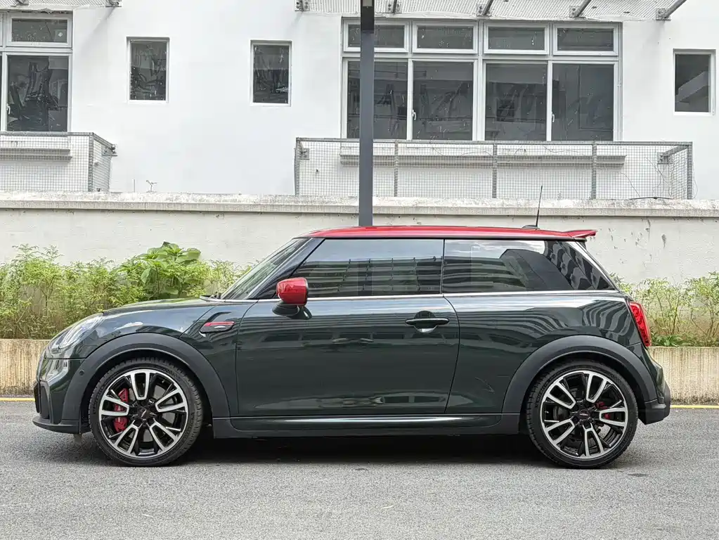 MINI Mini JCW — фото 3