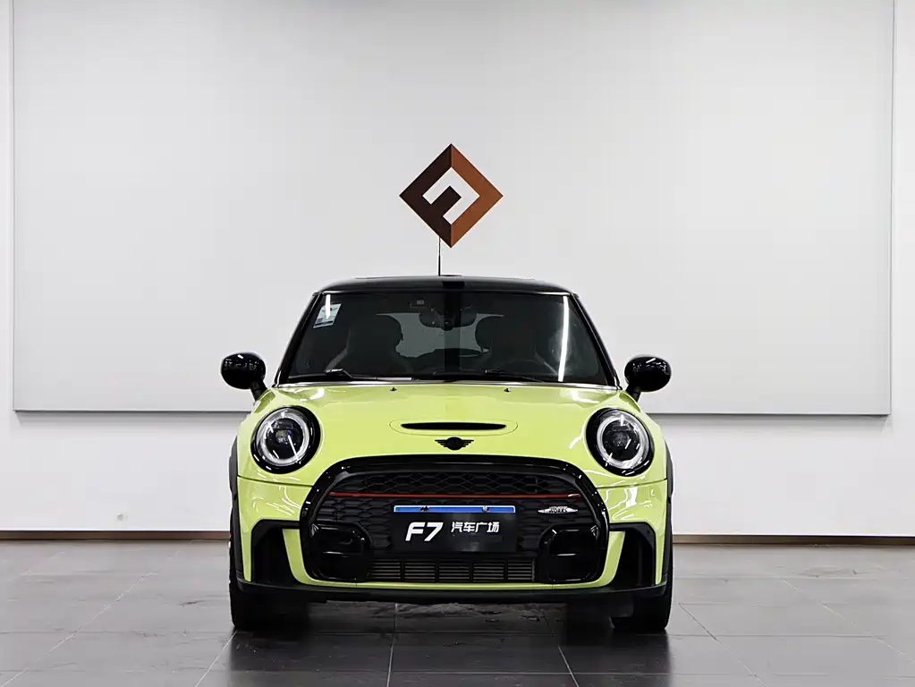 MINI Mini JCW — фото 2