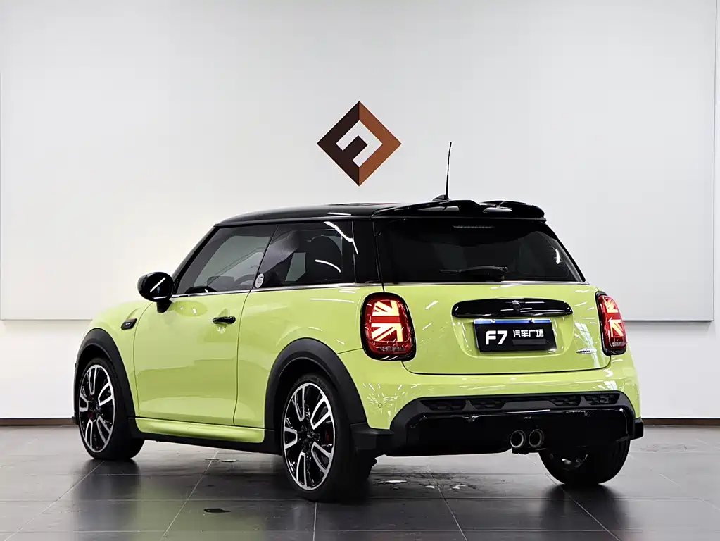 MINI Mini JCW — фото 4
